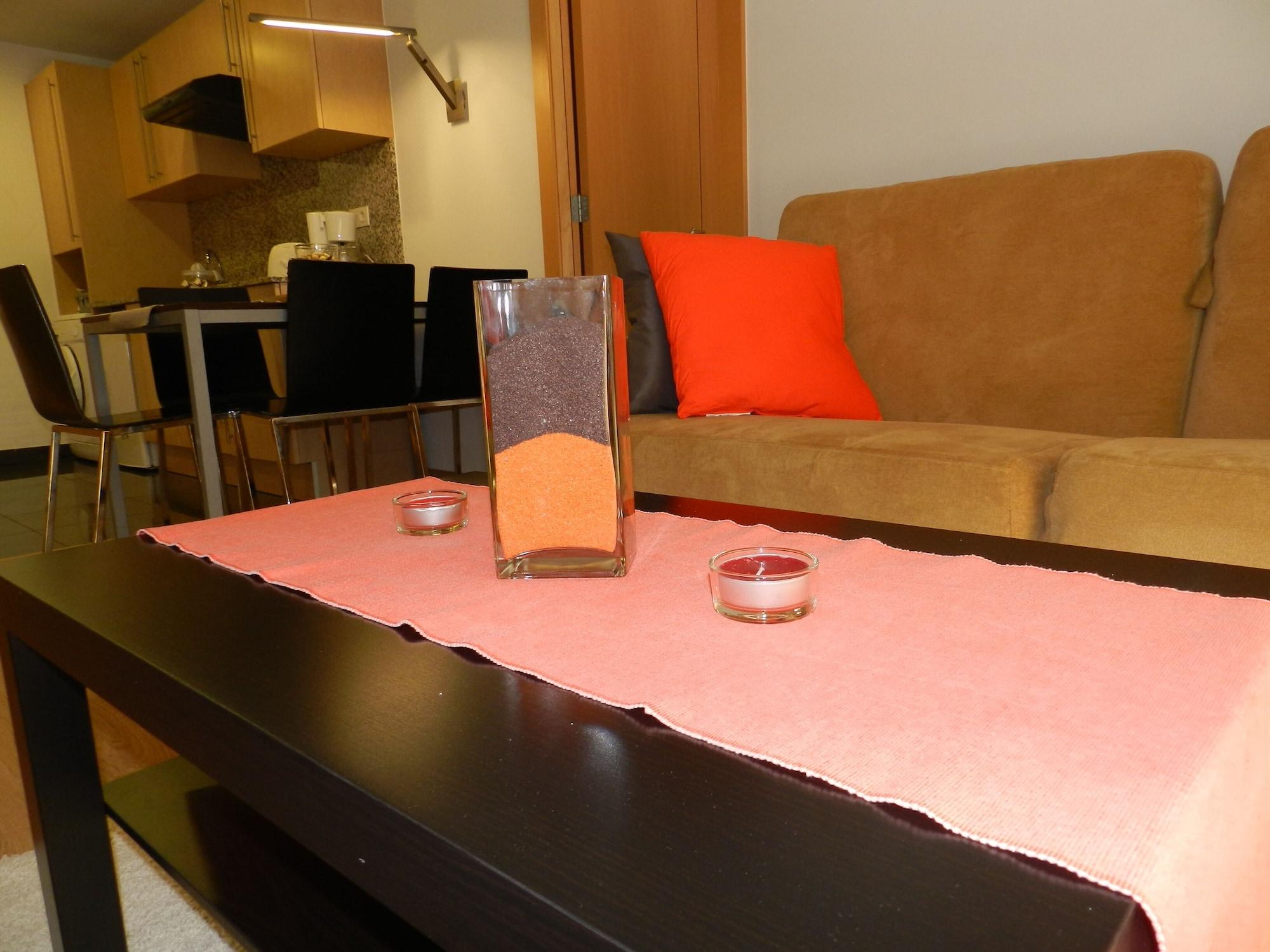 Hotell Travessera 2*