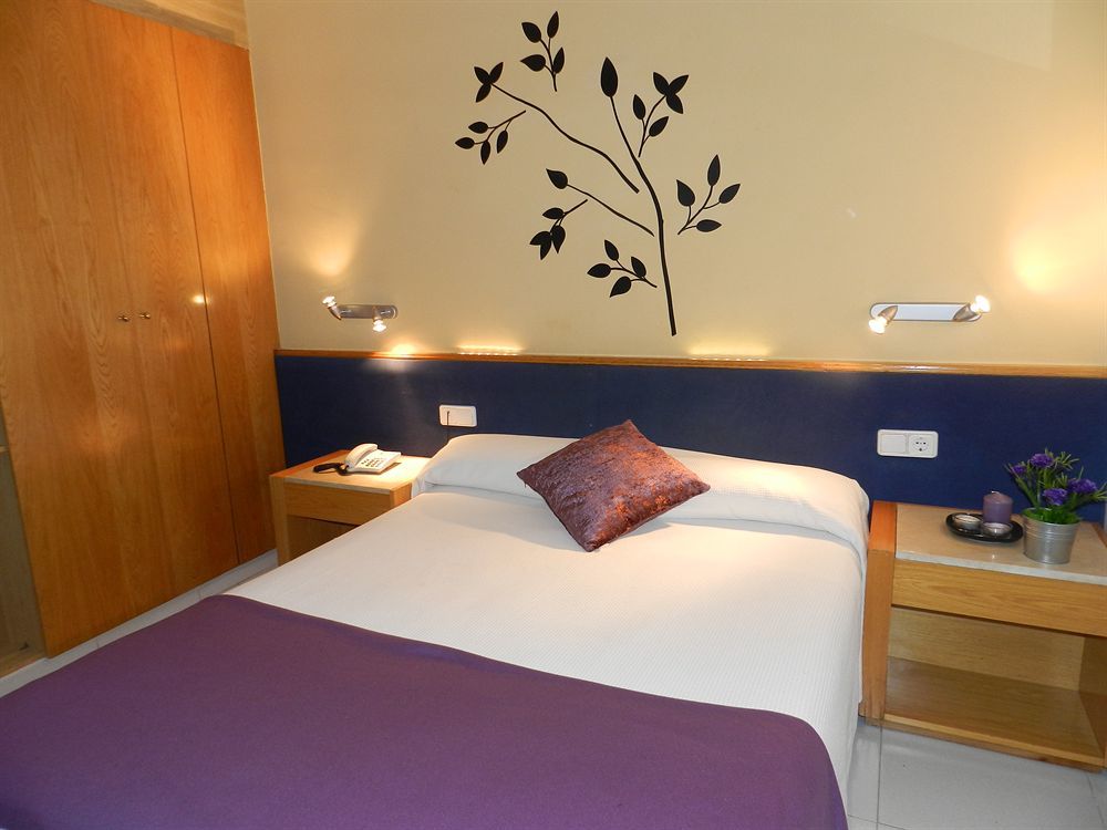 Hotel Travessera Barcellona